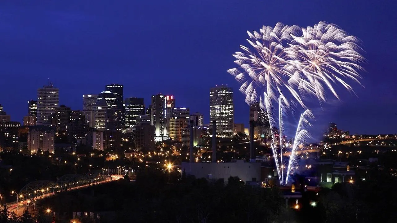Casa de Férias Executive Home - Long Stays Welcome - Garage Parking - Free Wifi & Netflix Edmonton